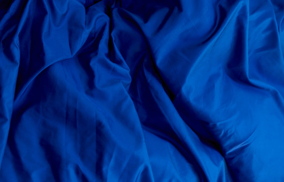 Majestic Cobalt Bedding Set