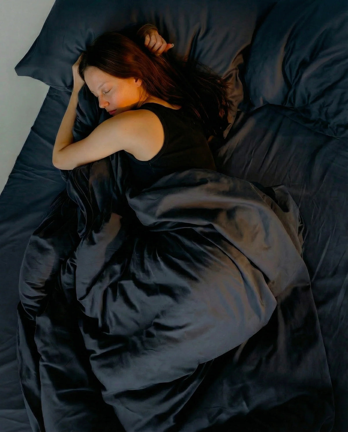 Midnight Diving Bedding Set