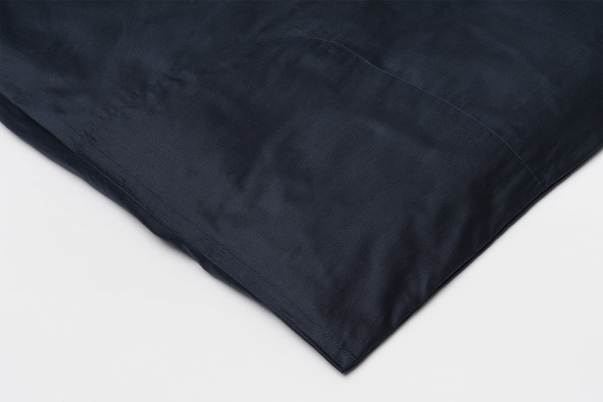 Midnight Diving Bedding Set