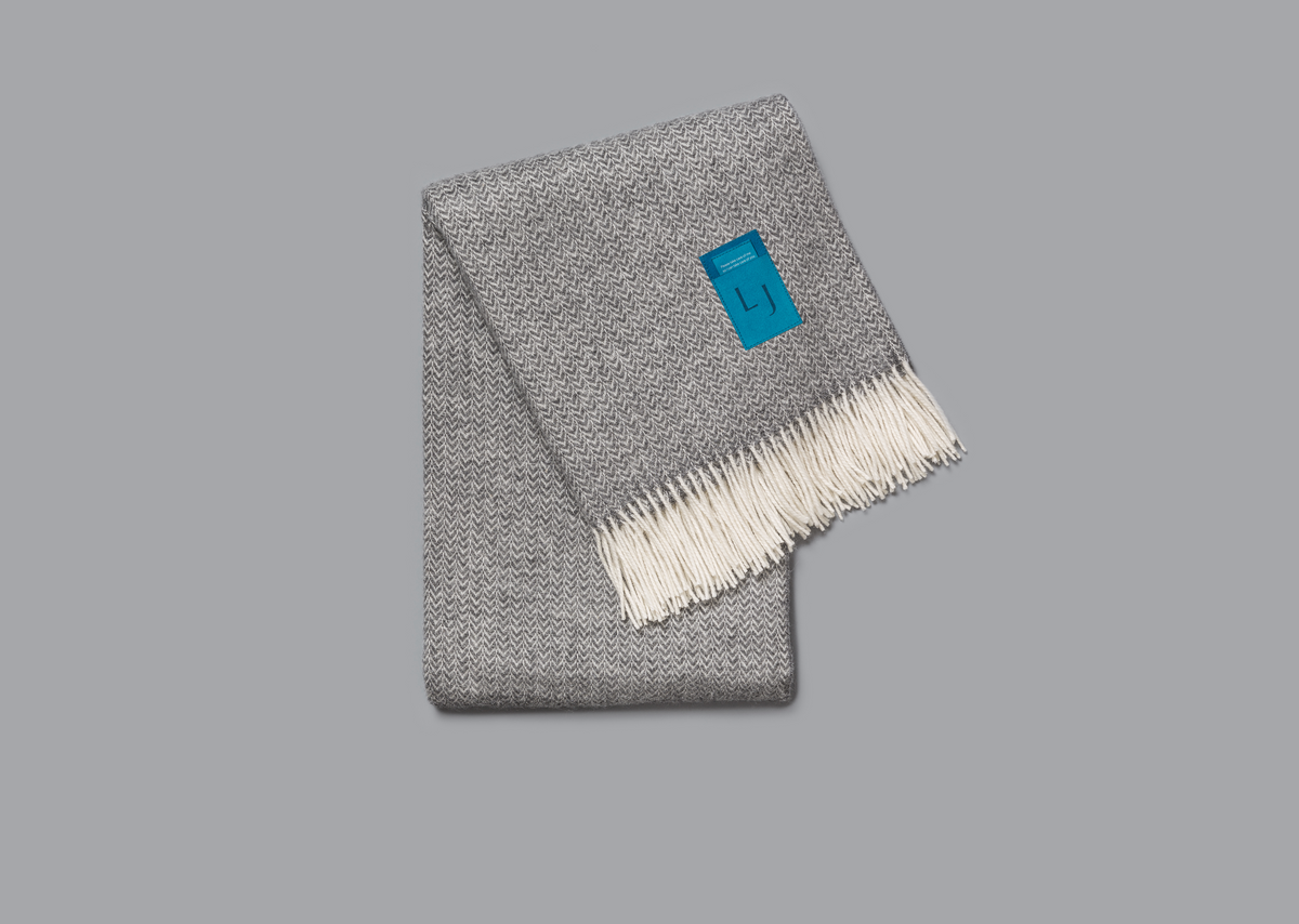 Tender Wool Throw