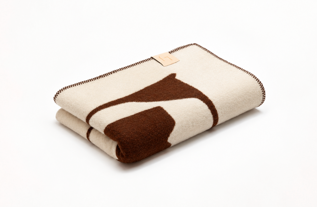 Bold Overlock Throw