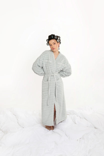 Vanda Janda Mantel