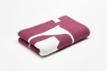 Bold Overlock Throw
