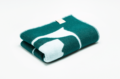 Bold Overlock Throw
